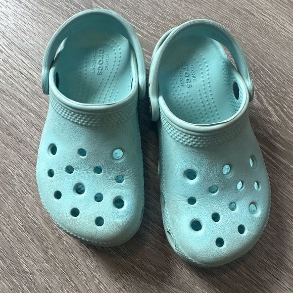 Children’s Crocs - Picture 1 of 3